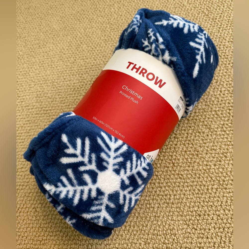 navy and white snowflake 50in x 60in blanket - at home!